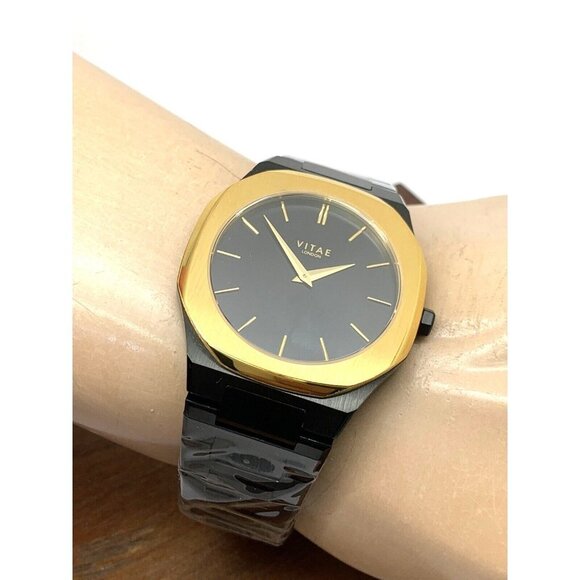 Vitae London Men's Watch Ada 141 Black Dial Gold Bezel Quartz Stainless Steel - Picture 6 of 14